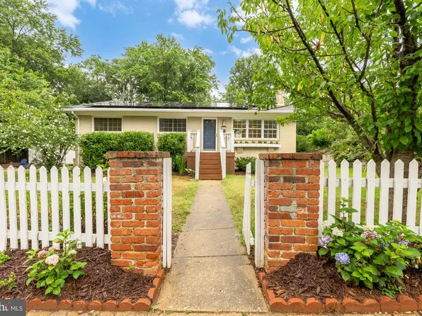 4147 Taney Ave, Alexandria, VA 22304