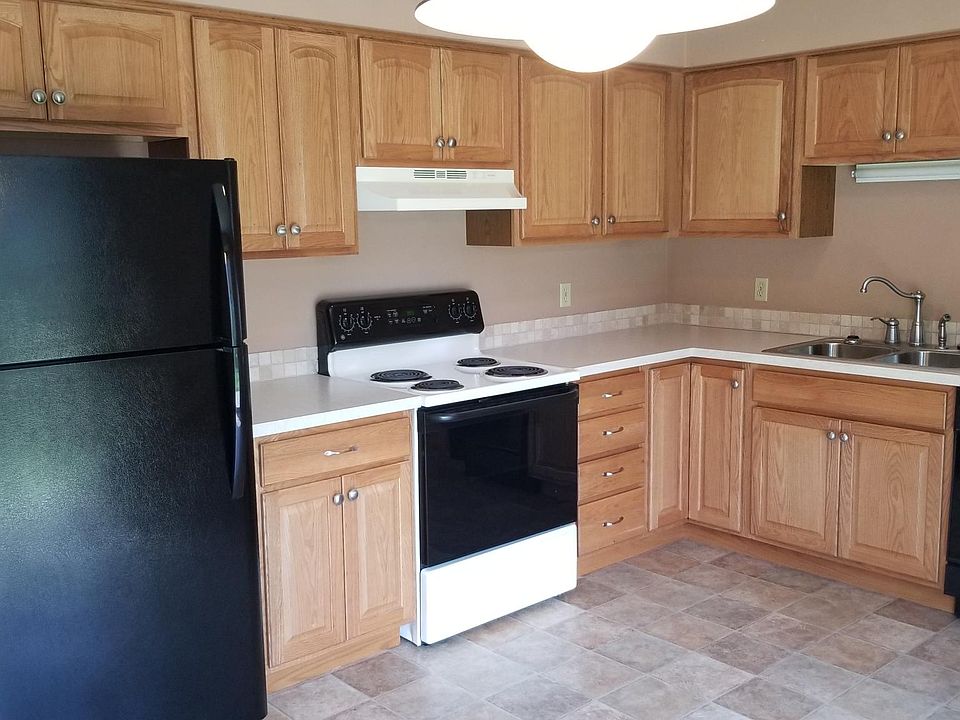 1st image of 2623 Chapel Dr W