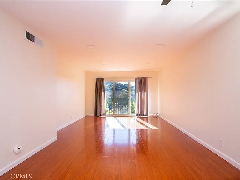2940 N Verdugo Rd #321 — Photo 4