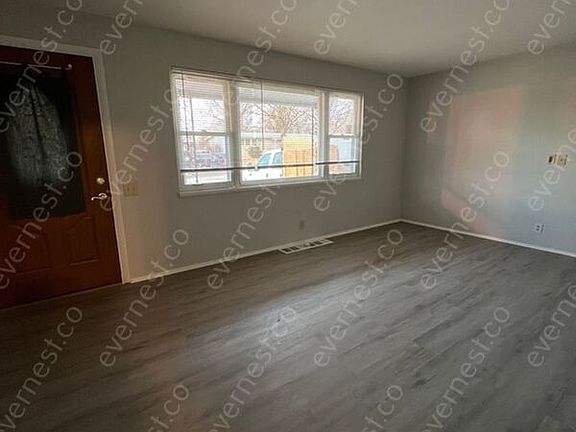 5th image of 10306 Ittner Dr