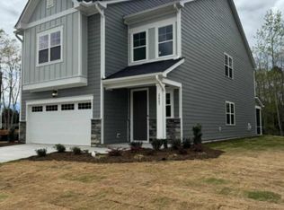 2405 Pikes Peak Dr, Raleigh, NC 27616
