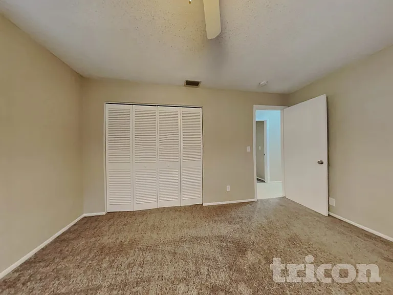 1726 Saint Croix Dr — Photo 9