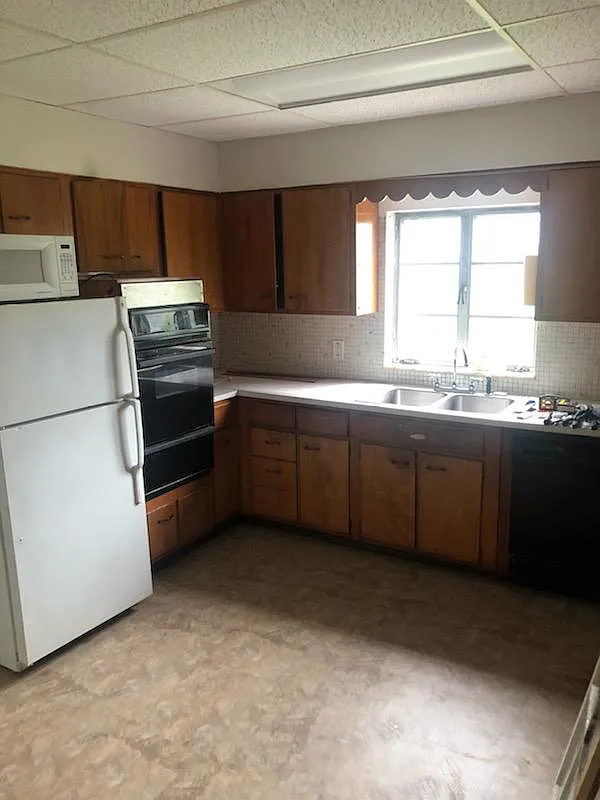 3 bed, 1300 sqft, $1,425 — Photo 3