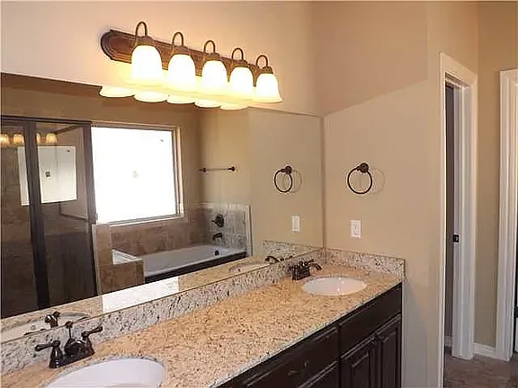 6532 Bent Wood Dr — Photo 9