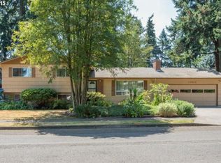 17810 NE Everett Ct, Portland, OR 97230