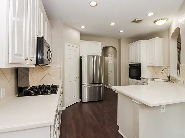 2534 Bridge Hampton Way — Photo 9