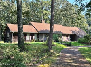 104 Renfroe Rd, Kosciusko, MS 39090