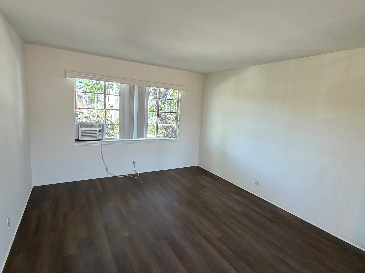 1 bed, 600 sqft, $1,850 — Photo 2