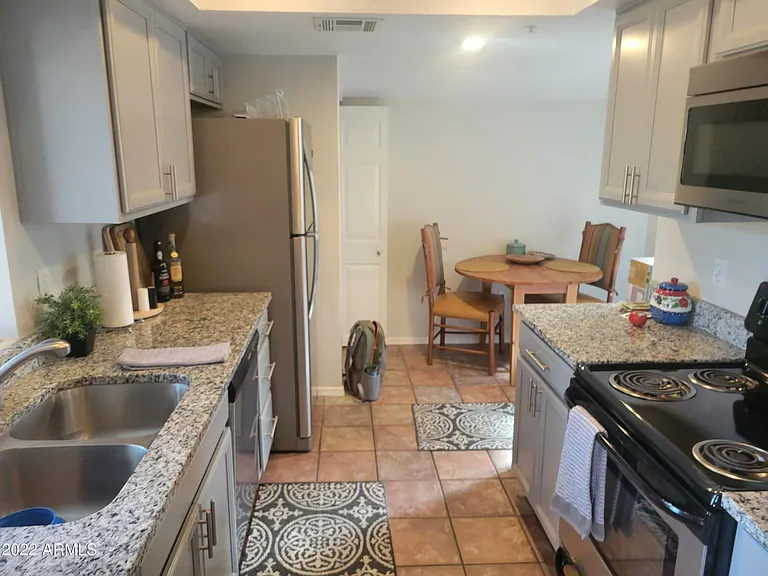9460 E Mission Ln #216 — Photo 8