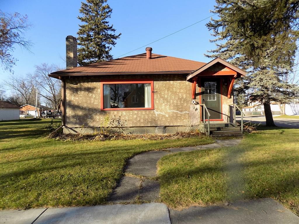 403 1st Ave SE, Baudette, MN 56623 Zillow