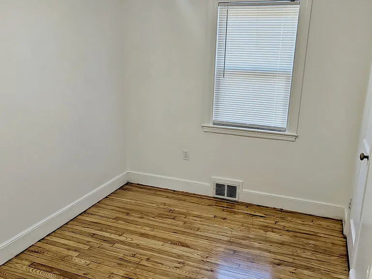 111 Gladeside Ave #1 — Photo 13