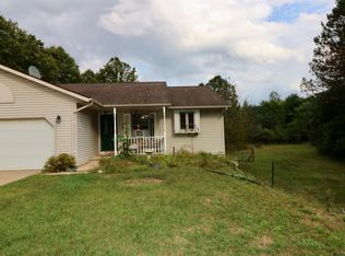 2923 Pinewood Ln, Shelbyville, MI 49344
