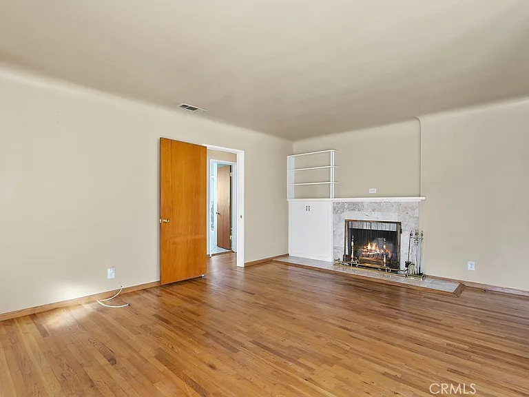 789 W Gleason St — Photo 5