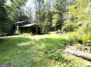 30 Rock Dr, Milroy, PA 17063