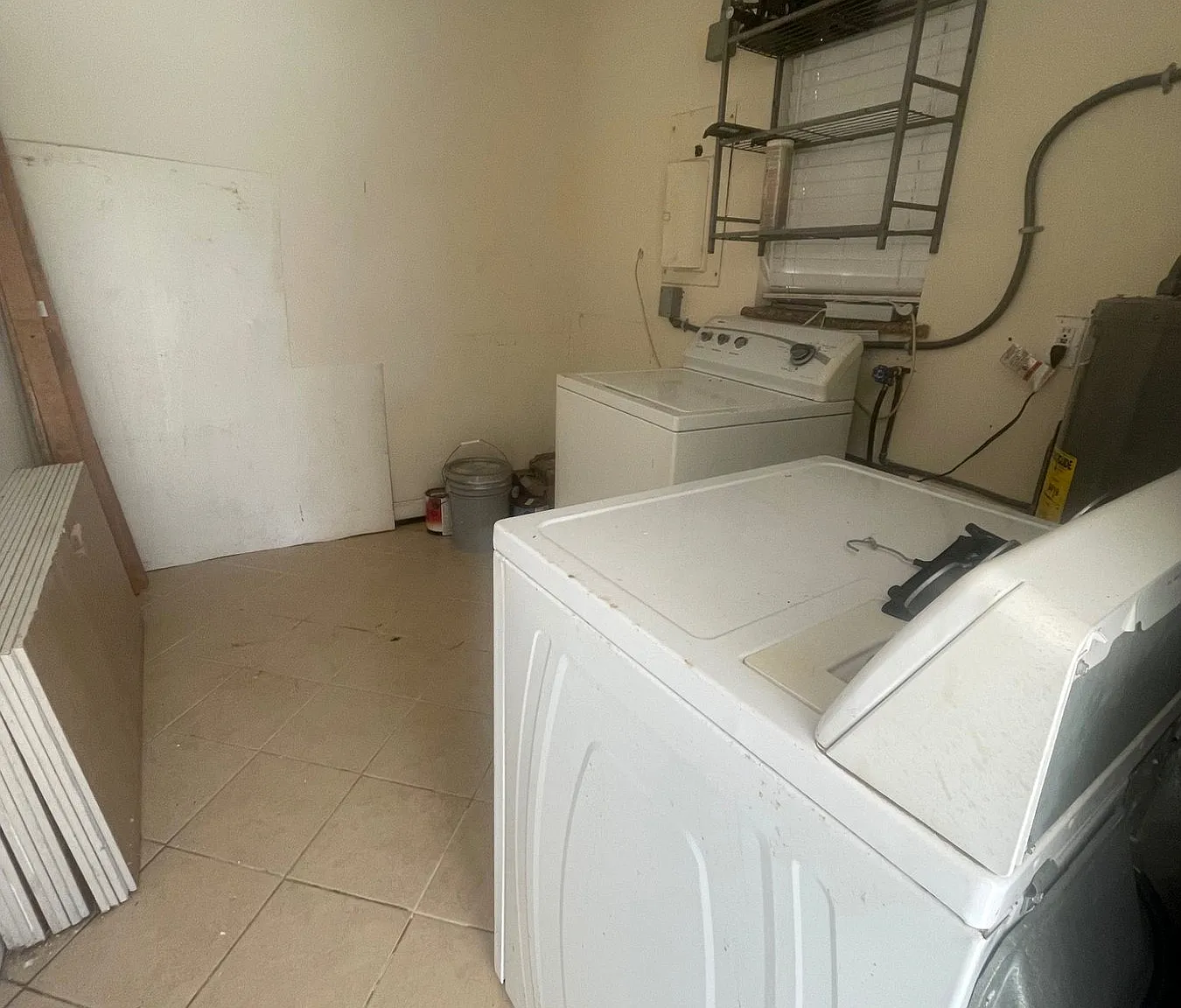 3 bed, 1300 sqft, $1,599 — Photo 3