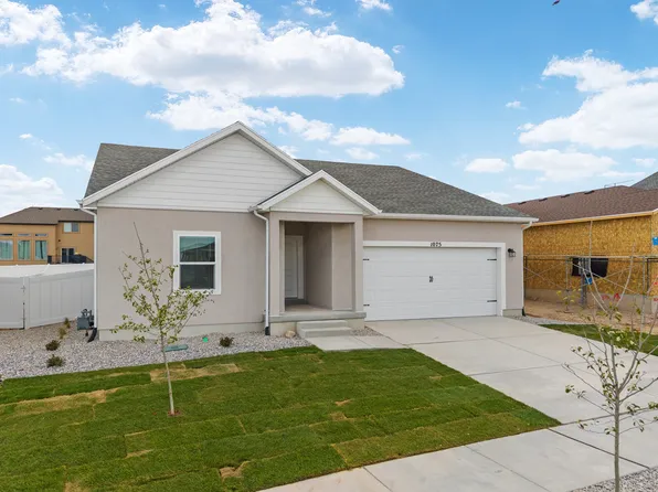 1119 Vegas St W, Grantsville, UT 84029