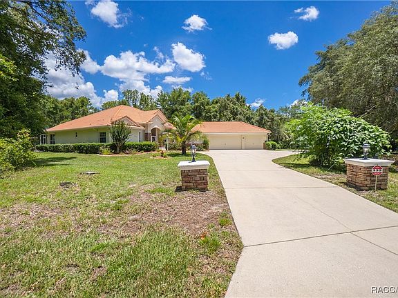 2nd image of 3857 N Baywood Dr