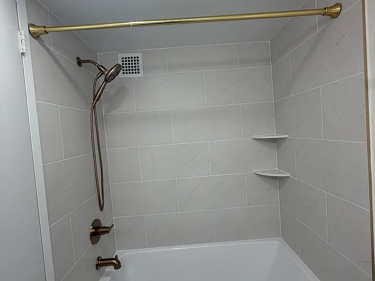 2501 Calvert St NW #604 — Photo 13