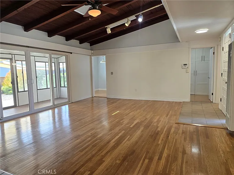 18717 Cranbrook Ave — Photo 12
