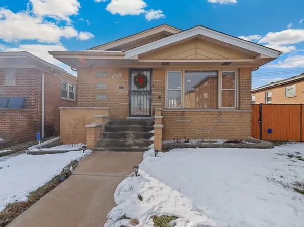 6937 W 63rd St, Chicago, IL 60638