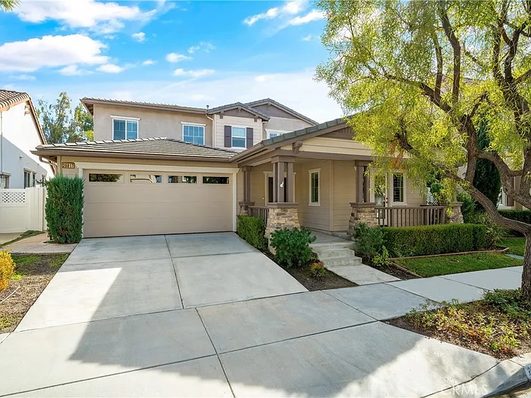 28817 Edenton Way — Photo 1