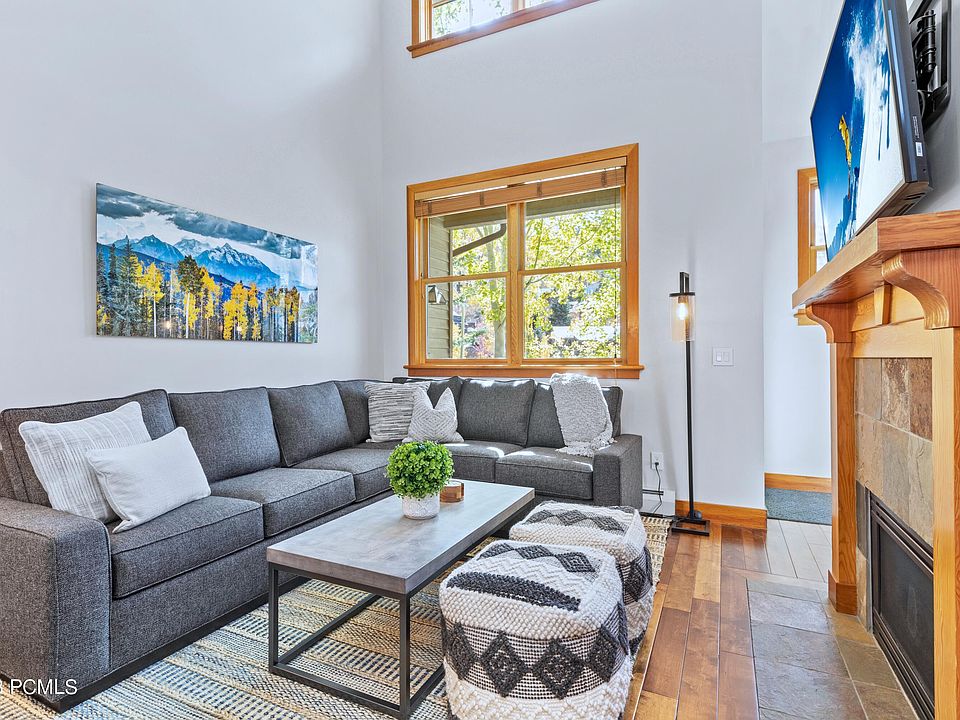 1st image of 675 Deer Valley Dr #3