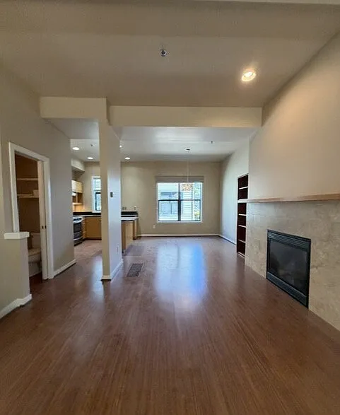 1420 NW 20th Ave #502-502-502
