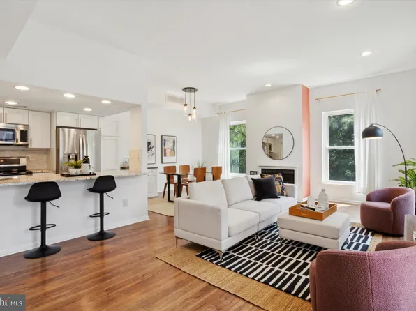 1119 Pine St APT 203, Philadelphia, PA 19107