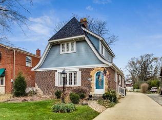 280 Nuttall Rd, Riverside, IL 60546