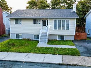 9 Eastaff St, St. John's, NL A1E2J2