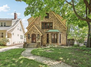 4012 N Prospect Ave #4014, Milwaukee, WI 53211