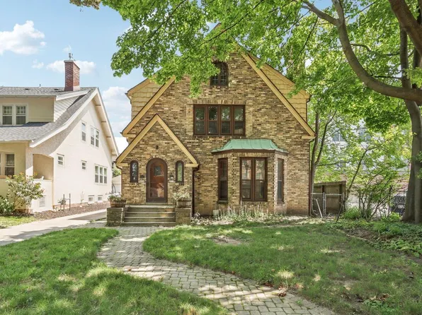 4012 North Prospect AVENUE #4014, Shorewood, WI 53211