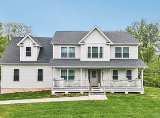 217 School House Rd, Middletown, NY 10940