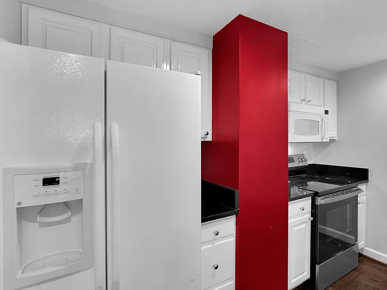 1801 Calvert St NW #G9 — Photo 8