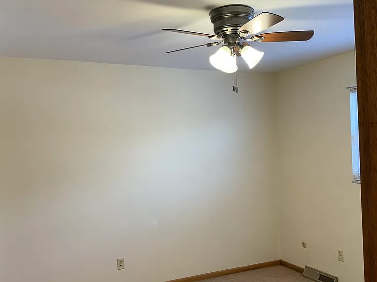 Bedroom/Ceiling Fan