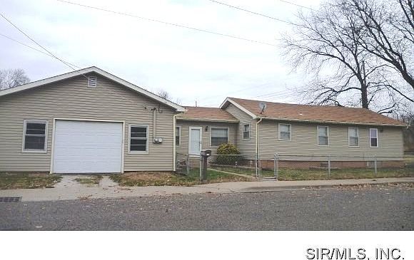 1st image of 311 S Olive St