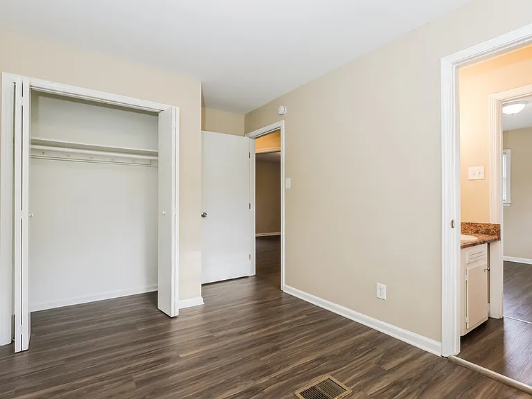 6913 Doncaster Rd — Photo 14
