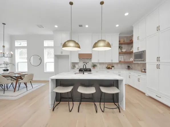 925 Fisher St #C, Houston, TX 77018