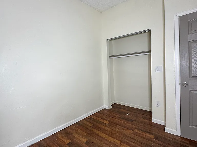 2715 Accomac St #2717 — Photo 3