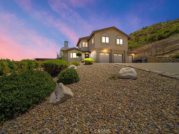 33268 Mackay Dr, Lake Elsinore, CA 92530