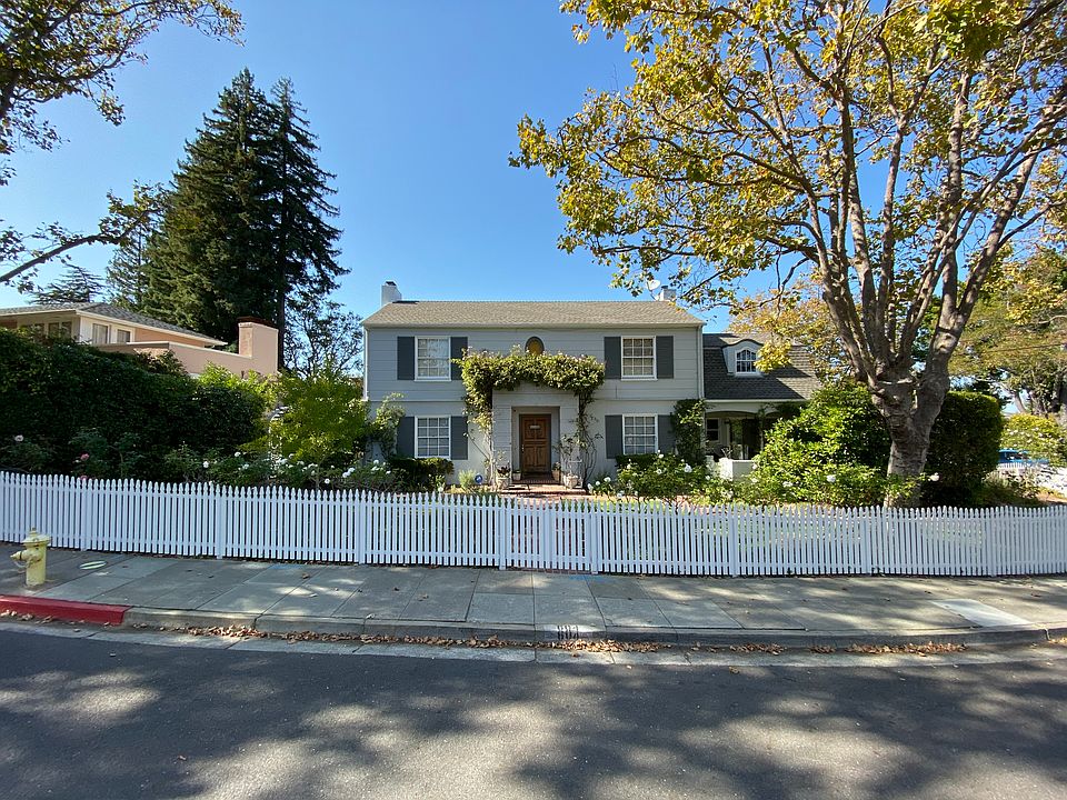 1st image of 604 Parrott Dr