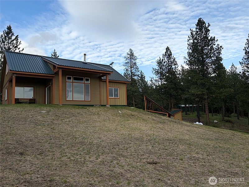 4th image of 359 Bandtman Road
