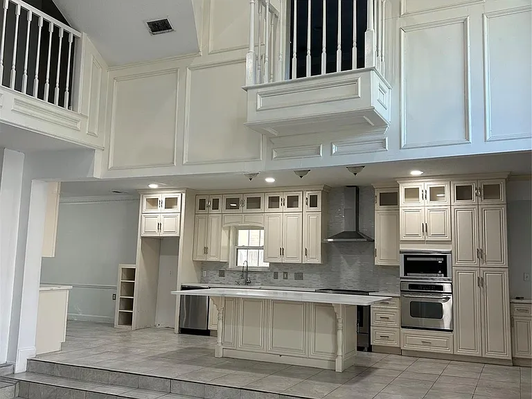 7314 Birchtree Forest Dr — Photo 2