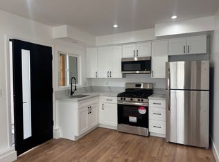 1323 N Screenland Dr #101, Burbank, CA 91505