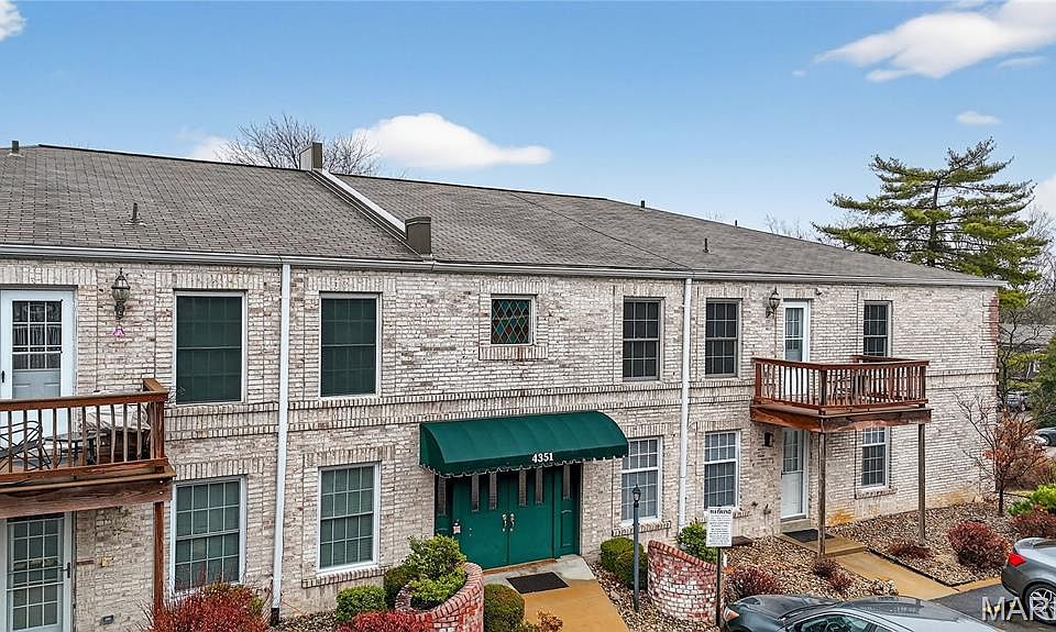 1st image of 4351 Chateau De Ville Dr APT D