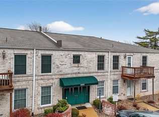 4351 Chateau De Ville Dr APT D, Saint Louis, MO 63129
