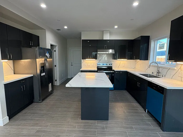 22390 Salwan Pl — Photo 8