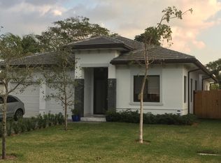 6240 SW 26th St, Miami, FL 33155