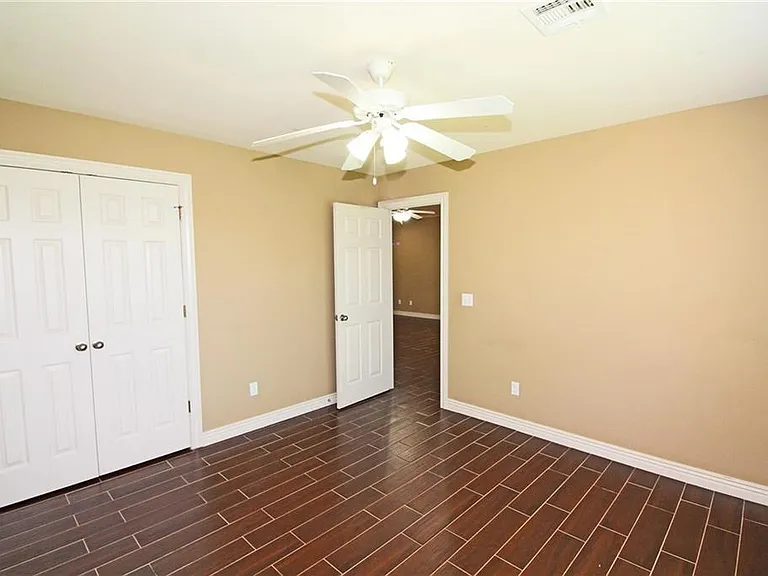 4302 Lilly St — Photo 14