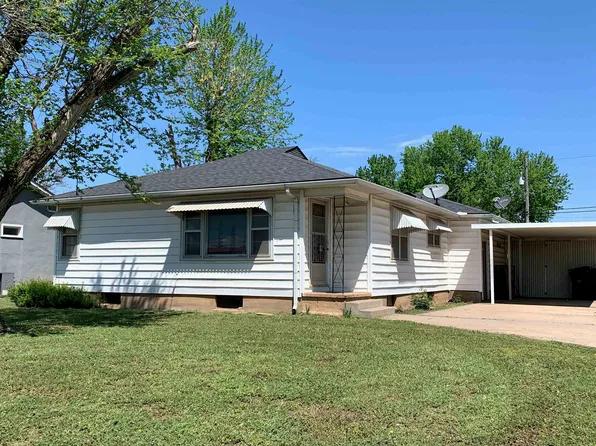 504 W Anthony Ave, Medicine Lodge, KS 67104
